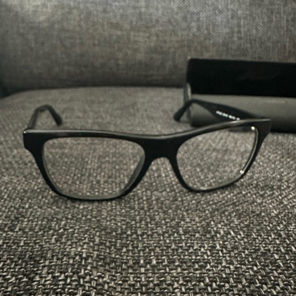 Prada black frame glasses - Picture 3 of 4